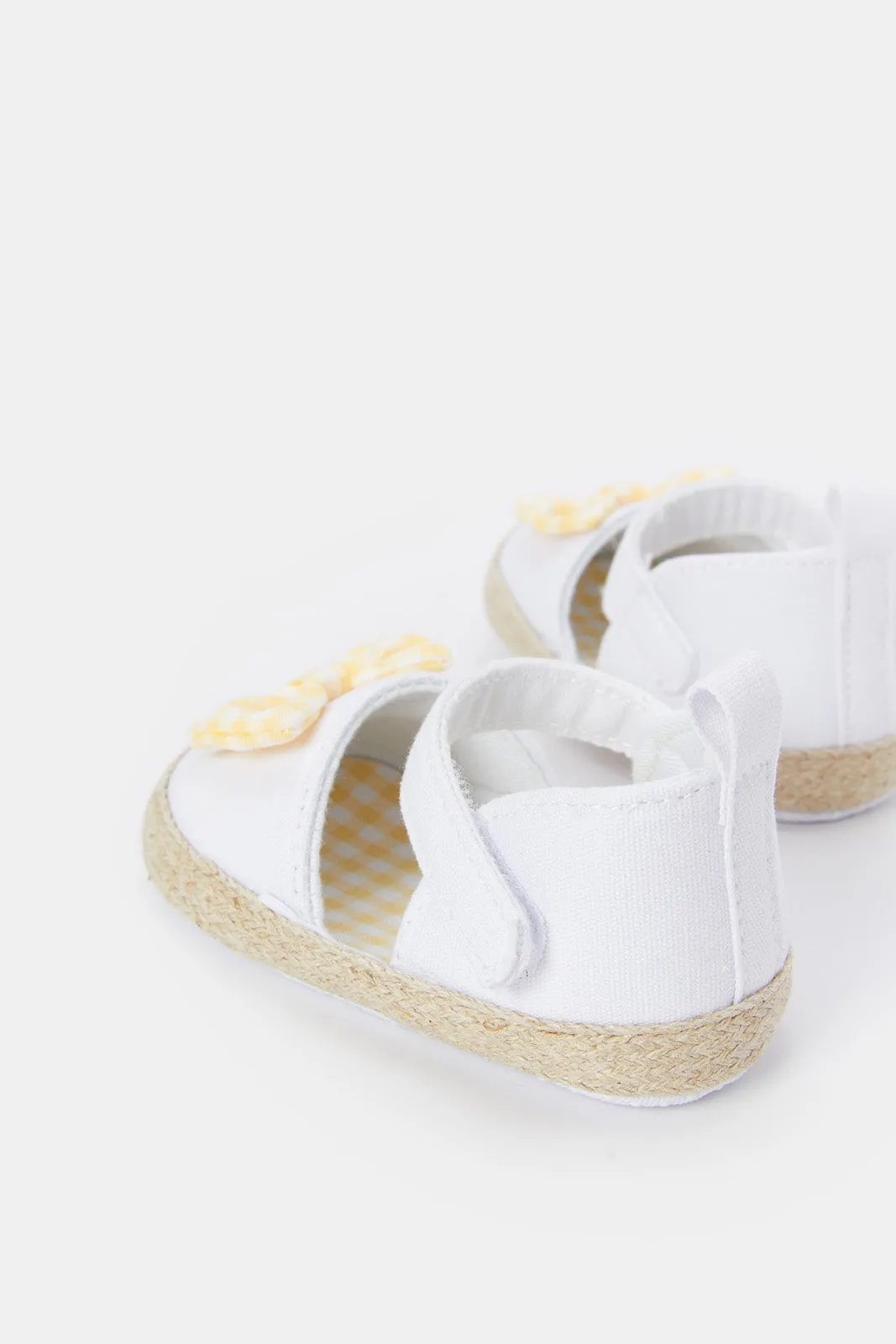 Babies White Bow Pram Shoe