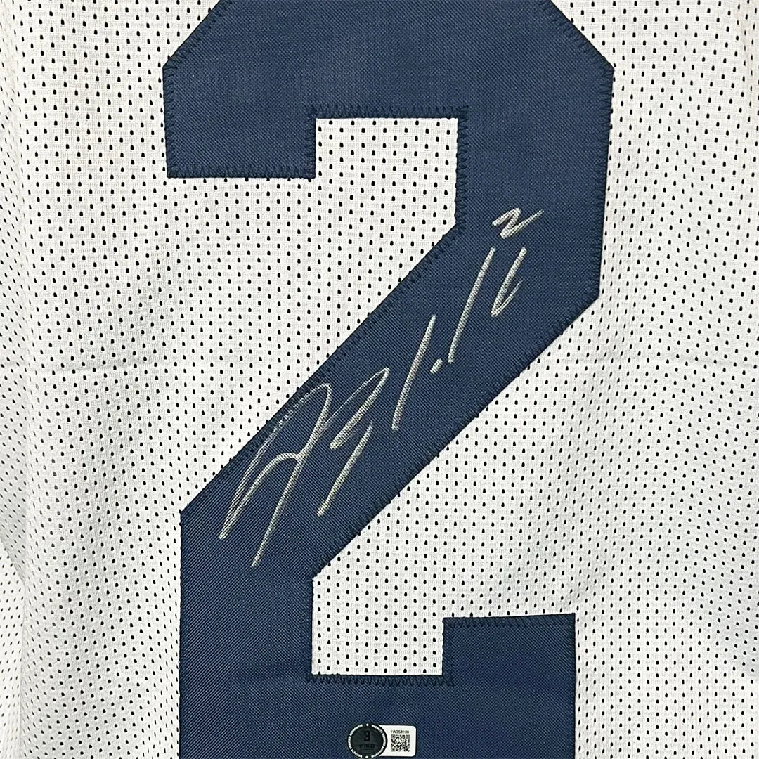 Blake Corum Signed Michigan College White Football Jersey (Beckett)