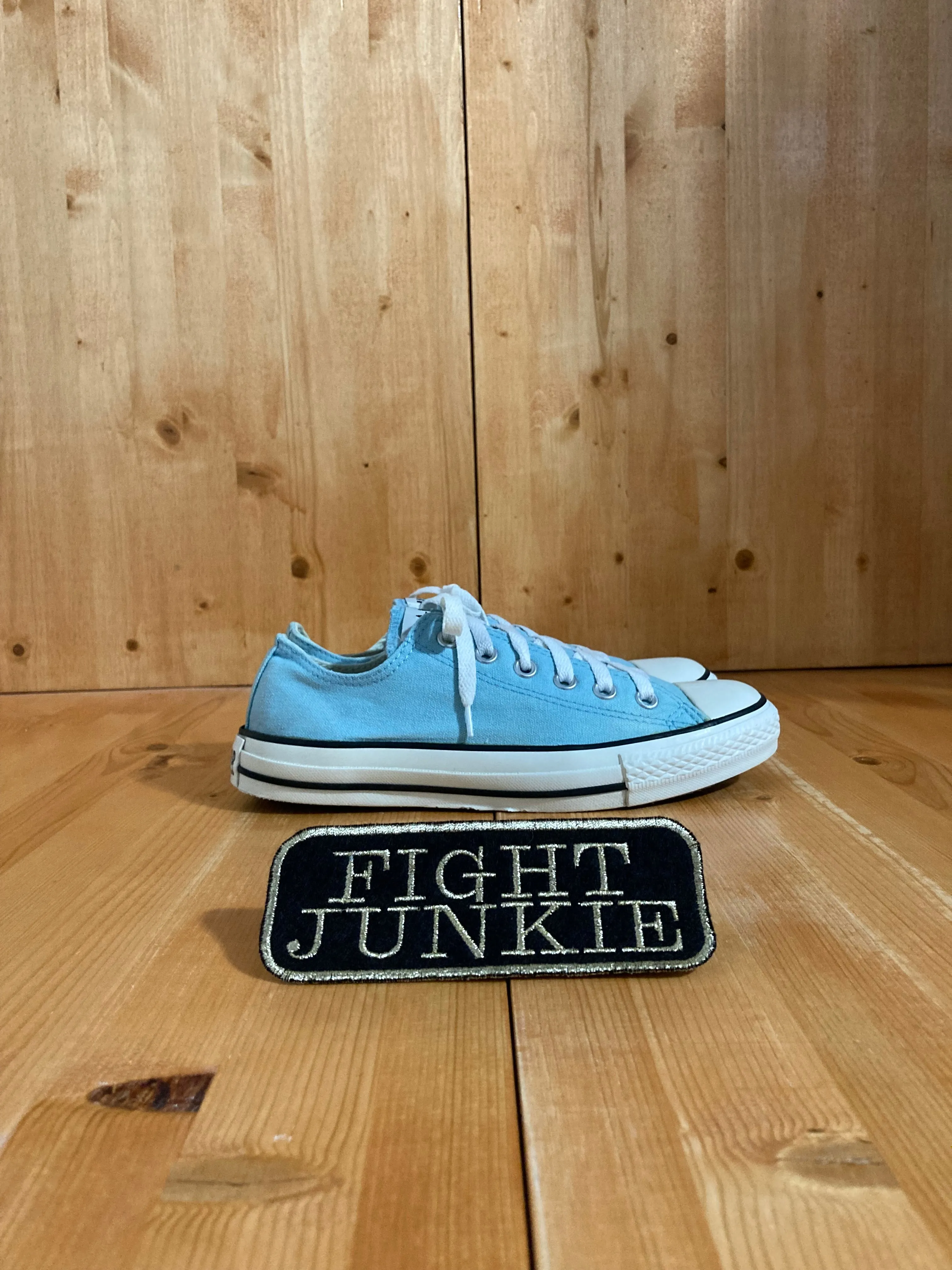 CONVERSE ALL STAR Women's Size 8 Canvas Low Top Unisex Shoes Sneakers Light Blue