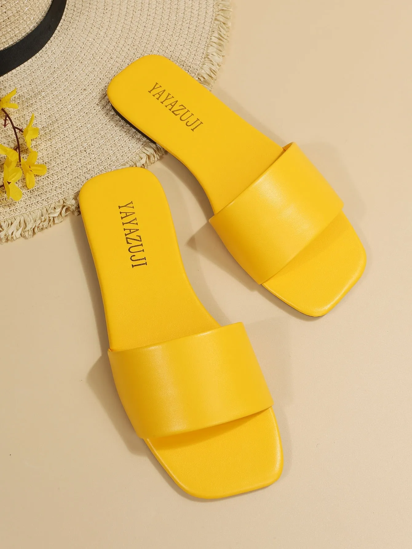 FLAT OPEN TOE FASHION SANDALS