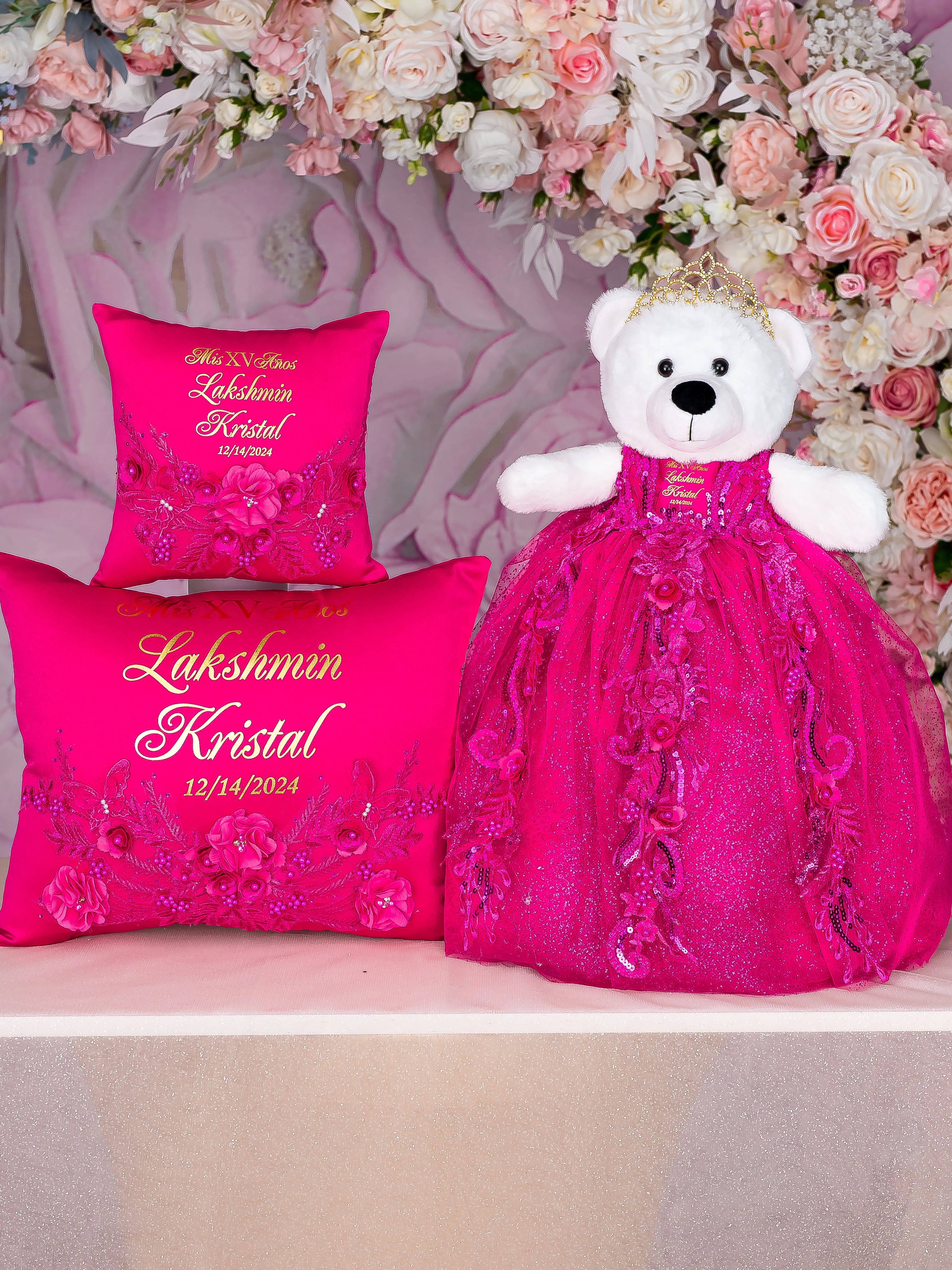 Fuchsia quinceanera kneeling pillow, shoes pillow