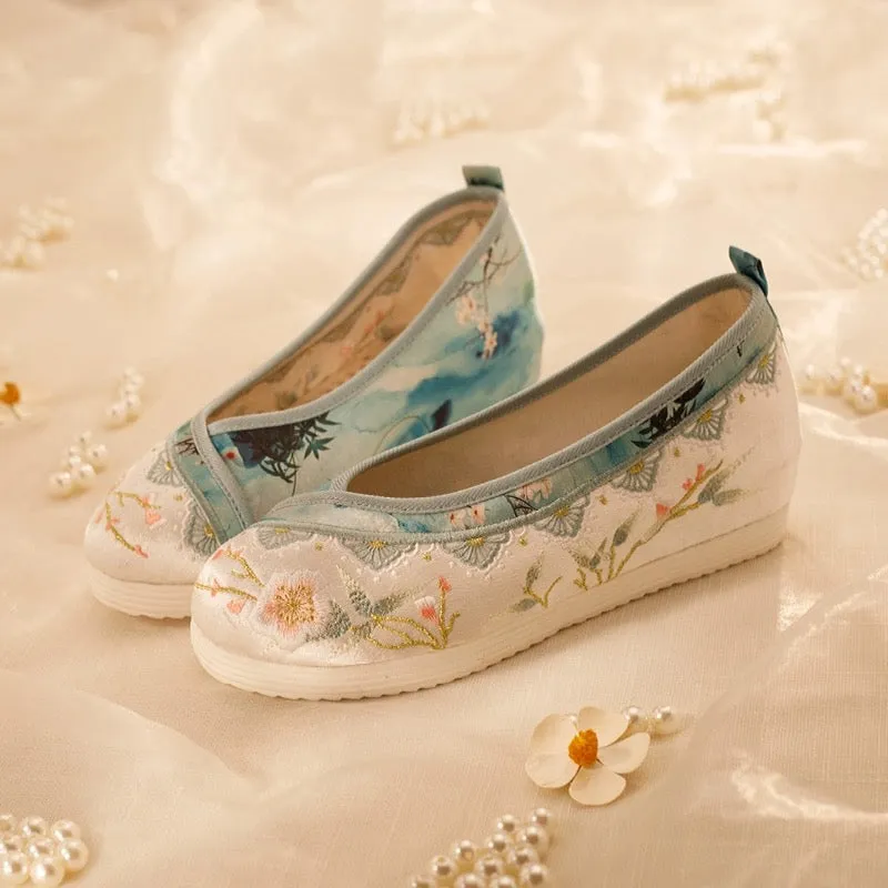 Hanfu Shoes: Helena