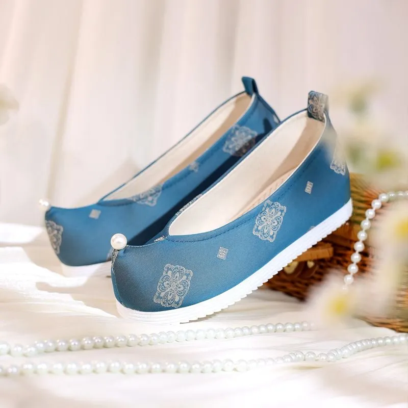 Hanfu Shoes: Kelly