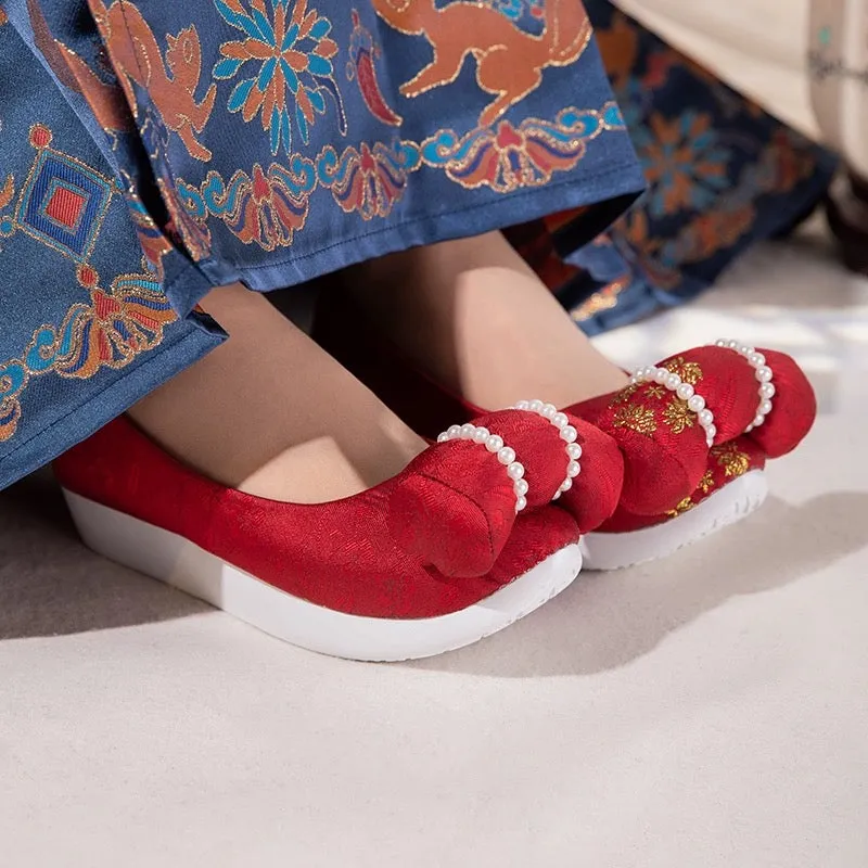 Hanfu Shoes: Red Bow