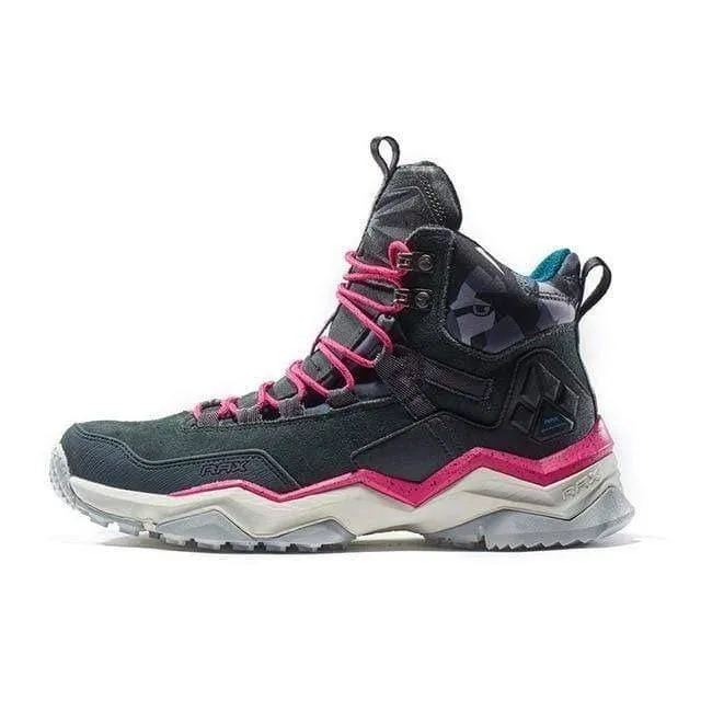 Mid-Top Trekking Boots