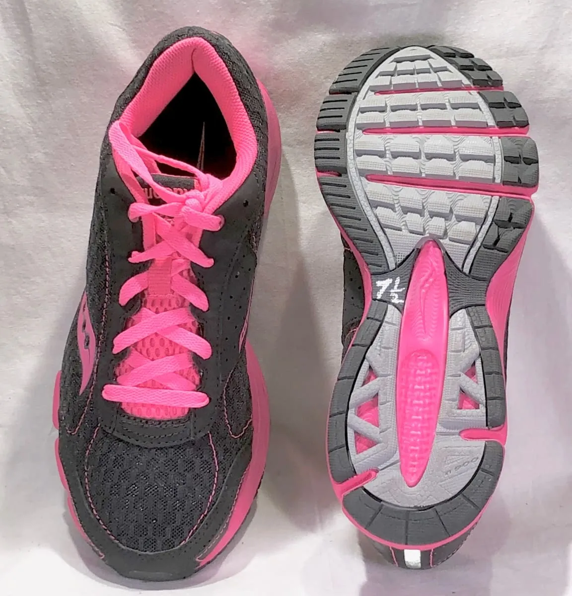 SAUCONY Women's Grid  •OutDuel• Running Shoe - Preowned