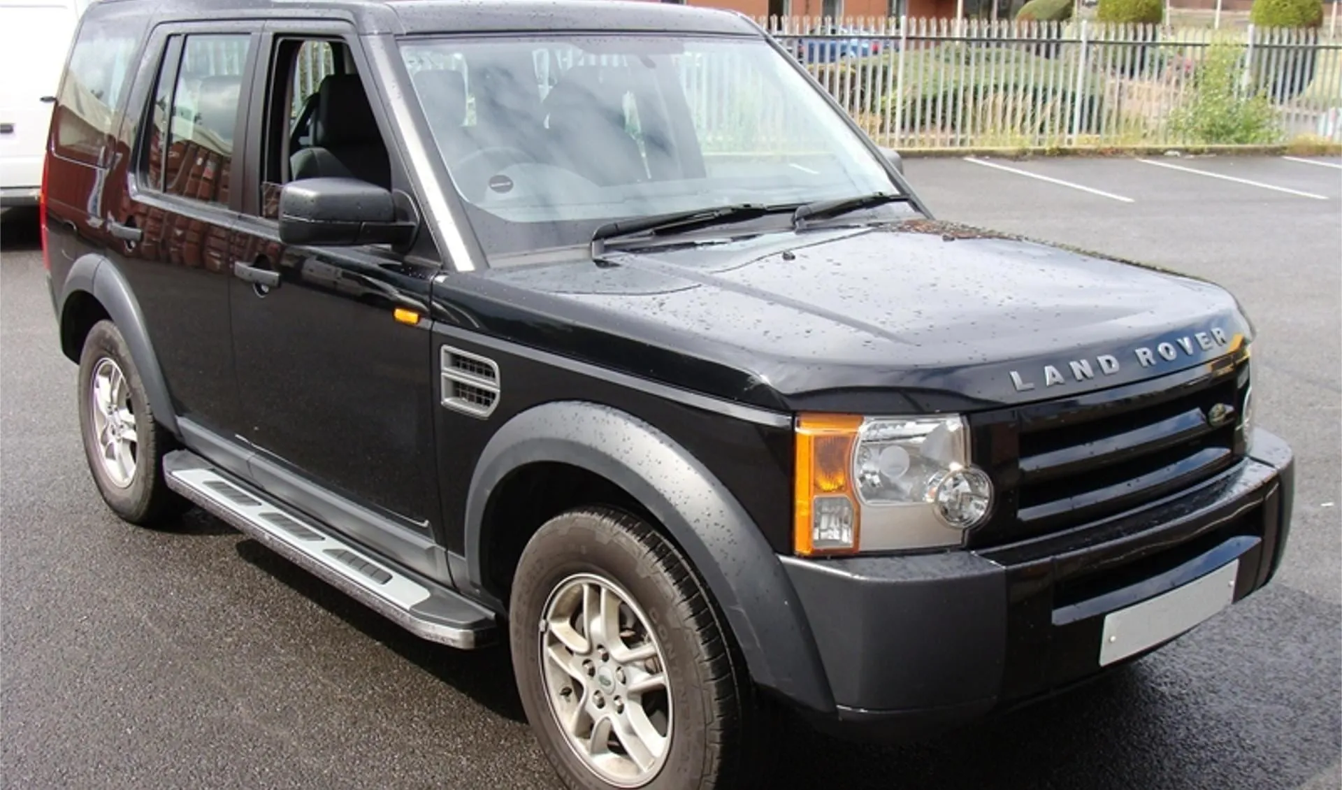 Suburban Side Steps Running Boards for Land Rover Discovery 3 and 4