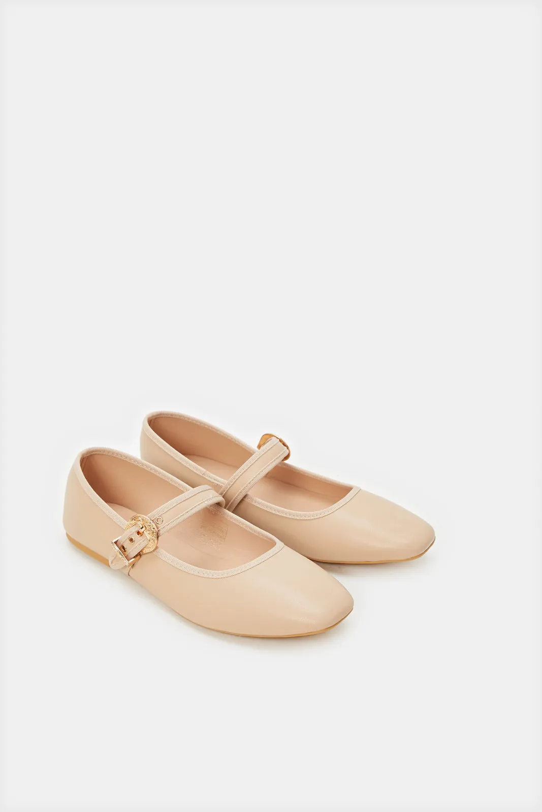 Women Beige Ballerina With Buckle Trim