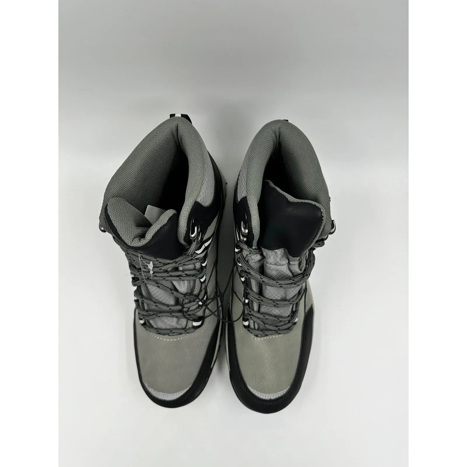 Women's Size 7.5, Gray Leather Hikers w/ Black Canvas Toe and Heel Rugged Sole